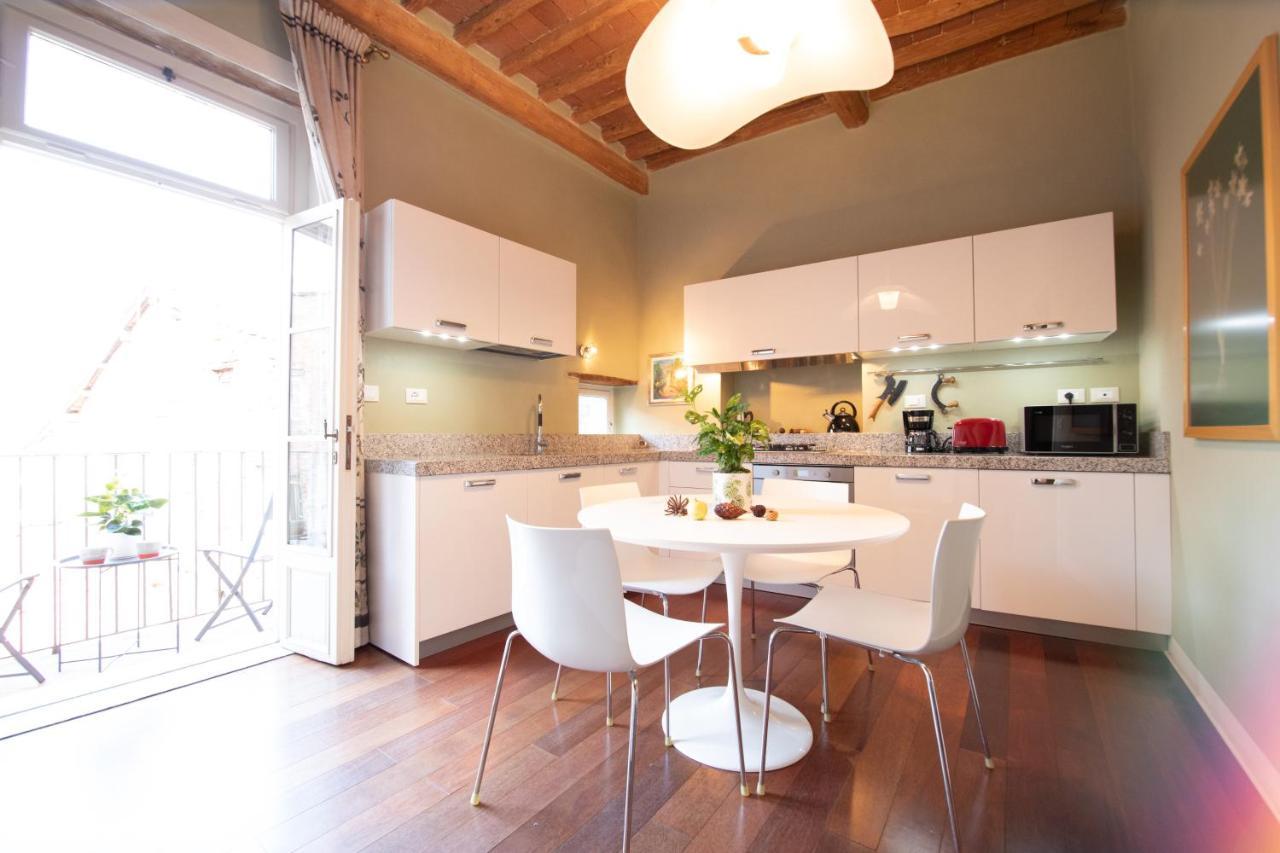 Casa Della Luce Luxury Apartment Lucca Exterior photo